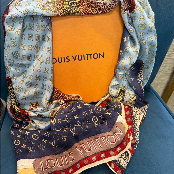 Louis Vuitton Monogram Graffiti World Map Silk Scarf 25” x 66” Box - Picture 4 of 7